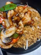 Best Chicken w. Garlic Sauce in Lakewood, NJ